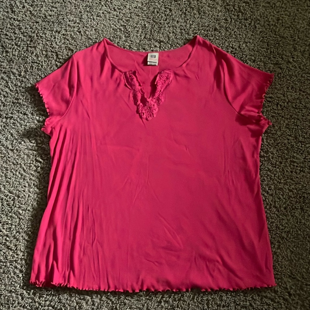 Ladies Faded Glory light red ribbed short sleeve v-neck top Sz 26W/28W
